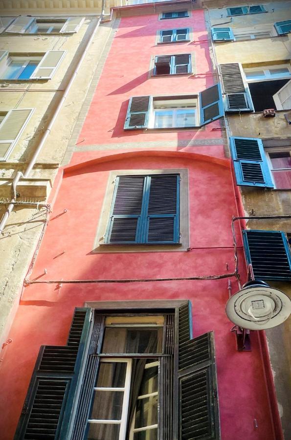 Torre Degli Orefici Dimora Medioevale Генуя Экстерьер фото